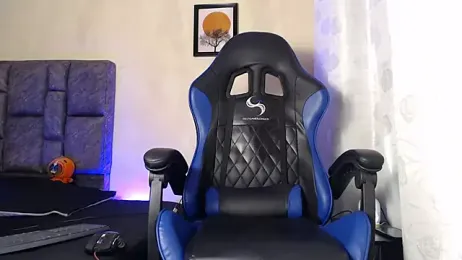 Dan_brownn — Stripchat recorded stream image, 29.01.2026 02:10