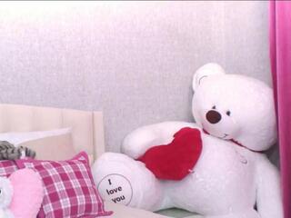 Naomi Bea — Flirt4free recorded stream screenshot (01 Feb 2026)