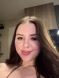 Alina_Vibe_Me — Stripchat recorded stream image, 02.02.2026 00:30
