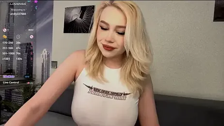 AsteriaHamel — Stripchat recorded stream screenshot (02 Feb 2026)