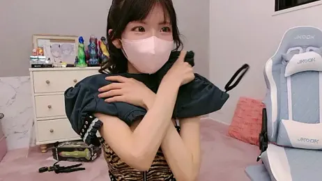 -minami- — Stripchat recorded stream screenshot (03 Feb 2026)