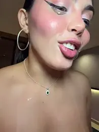 zui_lu — Stripchat recorded stream image, 04.02.2026 01:40