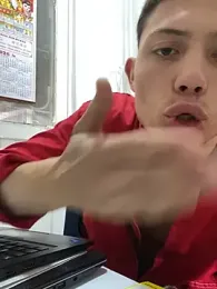 santiObrero — Stripchat recorded stream image, 04.02.2026 19:40