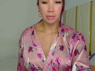 sarahpeterson — Camsoda recorded stream image, 04.02.2026 19:30