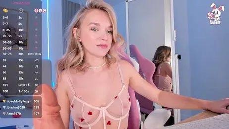 VirginChloe — Stripchat recorded stream screenshot (05 Feb 2026)