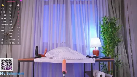 LynBardon — Stripchat recorded stream screenshot (05 Feb 2026)