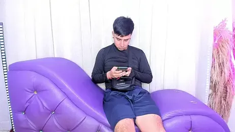 Yourslust_ — Stripchat recorded stream screenshot (05 Feb 2026)