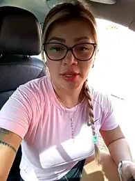 DIANITA_1988 — Stripchat recorded stream image, 04.03.2025 14:00