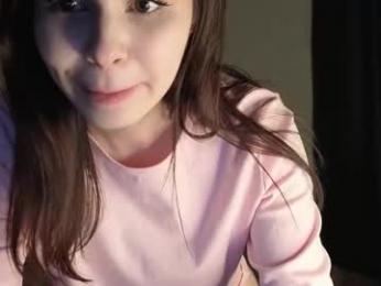 sladkoezka — Chaturbate recorded stream screenshot (05 Feb 2026)