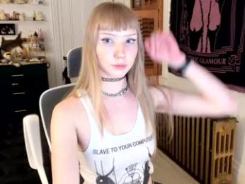 eve003300 — Chaturbate recorded stream image, 06.02.2026 01:10