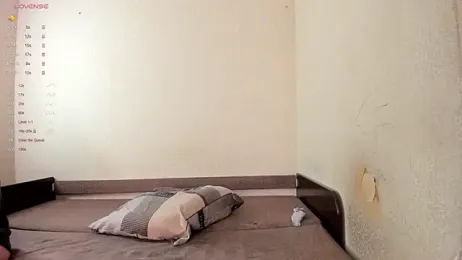 Browni_Kiss — Stripchat recorded stream screenshot (06 Feb 2026)