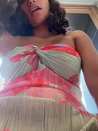 sexi_noemi — Stripchat recorded stream image, 06.02.2026 17:00