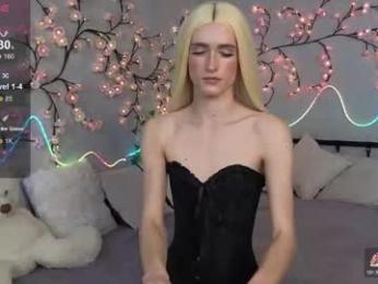 kris_mon — Chaturbate recorded stream screenshot (07 Feb 2026)