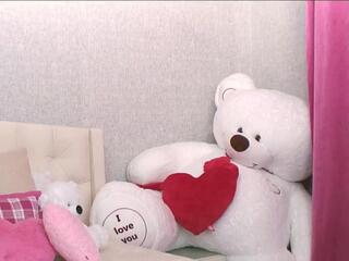 Naomi Bea — Flirt4free recorded stream screenshot (07 Feb 2026)