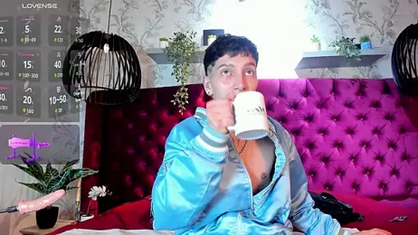 Tiam_muller — Stripchat recorded stream screenshot (07 Feb 2026)