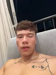 Logan_smith1 — Stripchat recorded stream screenshot (07 Feb 2026)