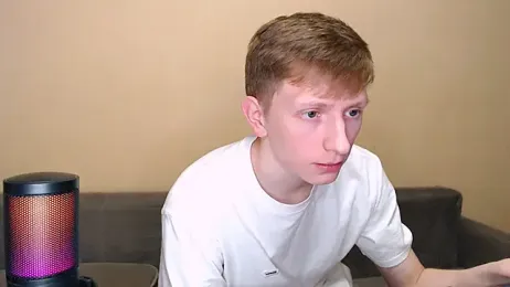 juliaanddima — Stripchat recorded stream screenshot (08 Feb 2026)