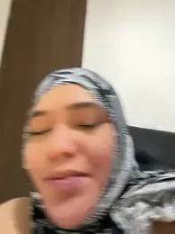 sweetmuslim01 — Stripchat recorded stream screenshot (08 Feb 2026)