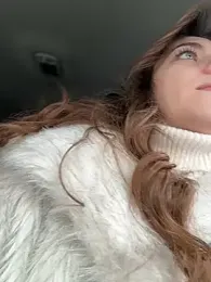 MariiD — Stripchat recorded stream screenshot (09 Feb 2026)