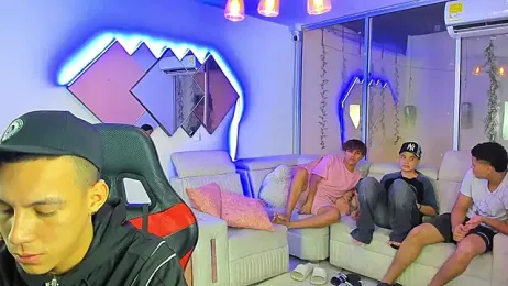 Houseofwarrios — Stripchat recorded stream screenshot (10 Feb 2026)