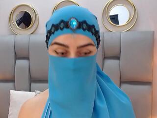 Aliah Manzur — Flirt4free recorded stream screenshot (10 Feb 2026)