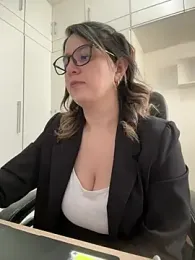 amooraaamoon — Stripchat recorded stream image, 10.02.2026 19:50
