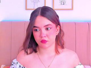 Bella Fontana — Flirt4free recorded stream screenshot (11 Feb 2026)