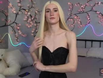 kris_mon — Chaturbate recorded stream screenshot (13 Feb 2026)