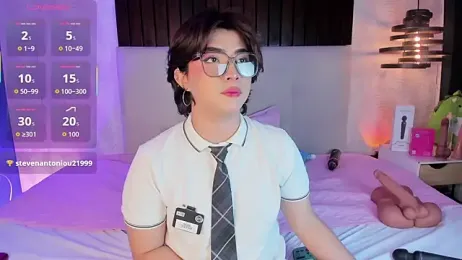 Creamy_Angelo — Stripchat recorded stream screenshot (13 Feb 2026)