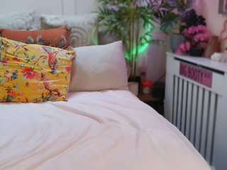 its-eve — Camsoda recorded stream screenshot (14 Feb 2026)