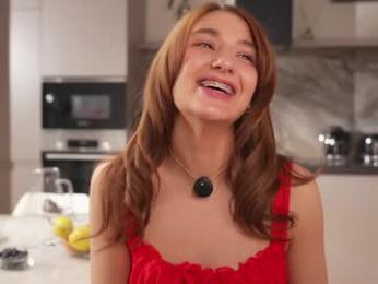 villanelle_l — Chaturbate recorded stream screenshot (14 Feb 2026)