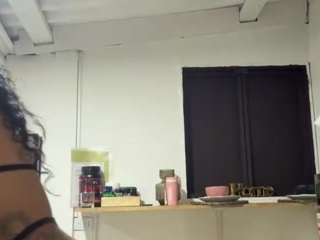 saamytits — Camsoda recorded stream image, 16.02.2026 00:50
