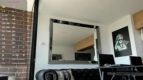 pretur_cruba1 — Stripchat recorded stream screenshot (17 Feb 2026)