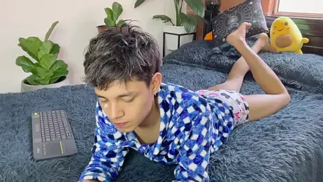 Andy_Belier23 — Stripchat recorded stream image, 17.02.2026 13:00