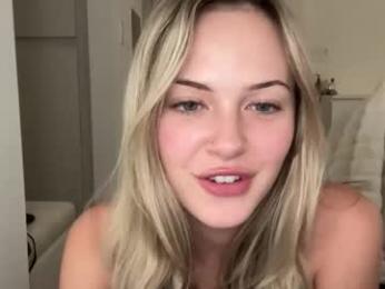 luvaimee — Chaturbate recorded stream image, 17.02.2026 18:00