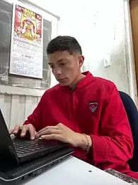 santiObrero — Stripchat recorded stream image, 17.02.2026 19:00