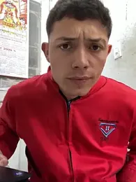 santiObrero — Stripchat recorded stream image, 17.02.2026 19:00