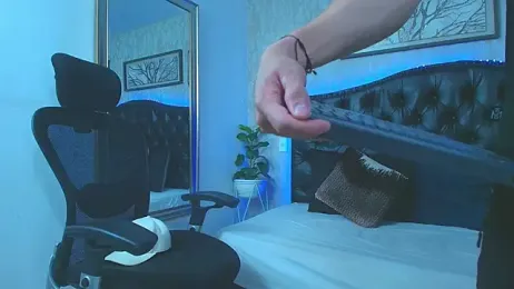 Lander_Cruz — Stripchat recorded stream screenshot (17 Feb 2026)