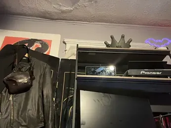 trash4cash — Stripchat recorded stream screenshot (18 Feb 2026)