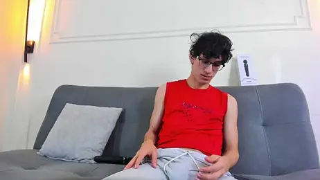 Cum_hunters — Stripchat recorded stream image, 18.02.2026 03:10