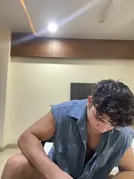 Vihaaanfucks — Stripchat recorded stream screenshot (18 Feb 2026)