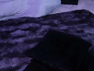 zoe-cruz21 — Camsoda recorded stream screenshot (18 Feb 2026)