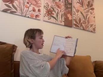 ms_dira — Chaturbate recorded stream image, 19.02.2026 14:20