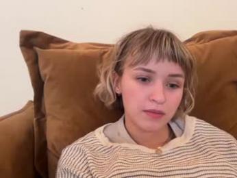 ms_dira — Chaturbate recorded stream image, 19.02.2026 14:20