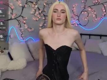 kris_mon — Chaturbate recorded stream screenshot (19 Feb 2026)