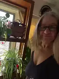 TrenaAnne — Stripchat recorded stream screenshot (19 Feb 2026)