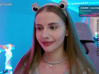 VikkiExtraCheese — Bongacams recorded stream screenshot (19 Feb 2026)