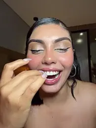 zui_lu — Stripchat recorded stream screenshot (20 Feb 2026)