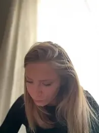 AnastasiaAniess — Stripchat recorded stream screenshot (06 Mar 2025)