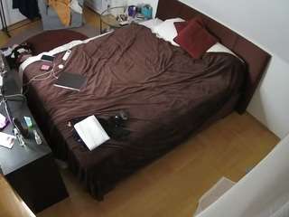 voyeurcam-julmodels-whitebed-2 — Camsoda recorded stream screenshot (20 Feb 2026)